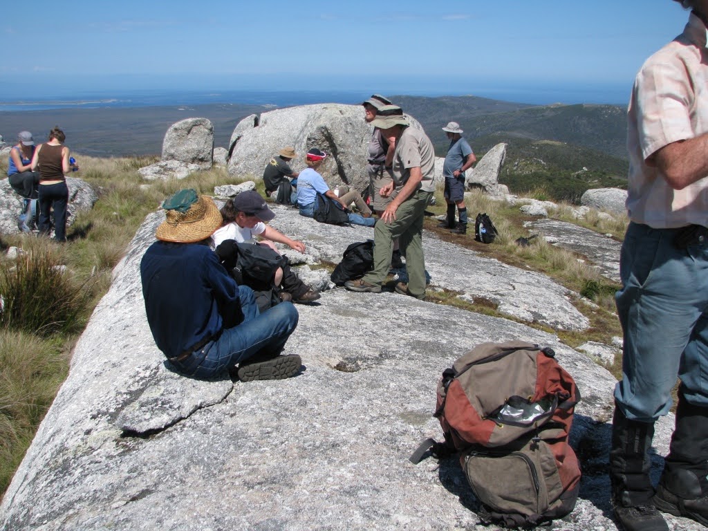 Summit lunch, Mt Munro (RM)